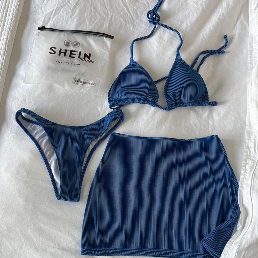 SHEIN Deep Blue Ribbed Bikini Set